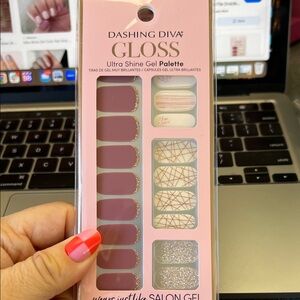 Dashing Diva Gloss Gel Palette - Elegant Pink and Gold